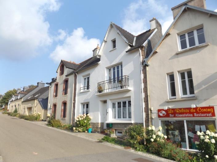 Image No.2-4 Bed House for sale