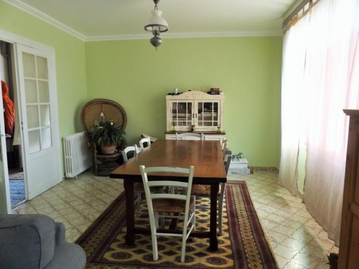 Image No.8-4 Bed House for sale