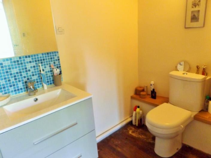 Image No.17-4 Bed House for sale