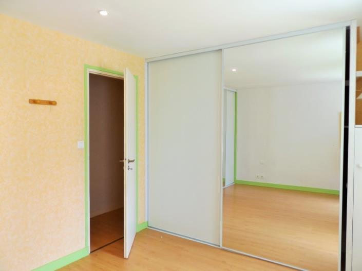 Image No.17-3 Bed House for sale