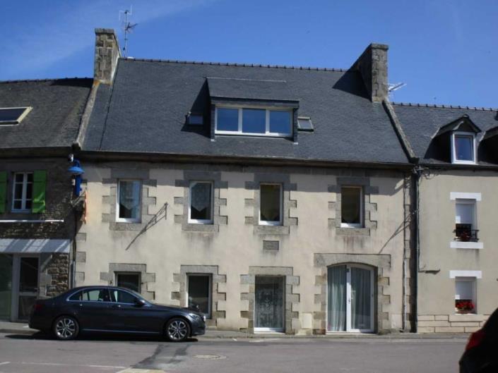 Image No.1-3 Bed House for sale
