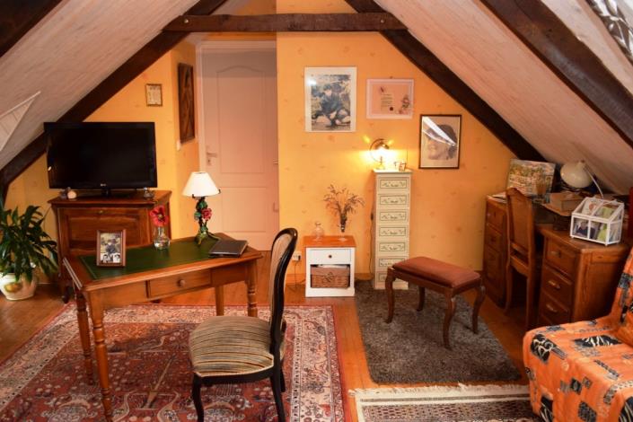 Image No.8-3 Bed House for sale