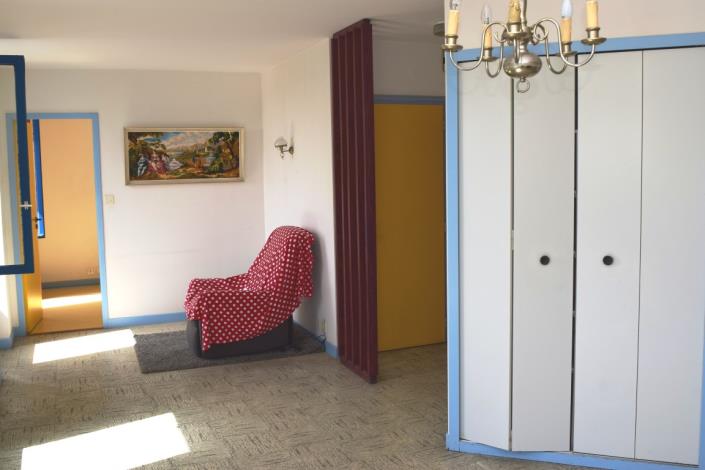 Image No.9-1 Bed House for sale