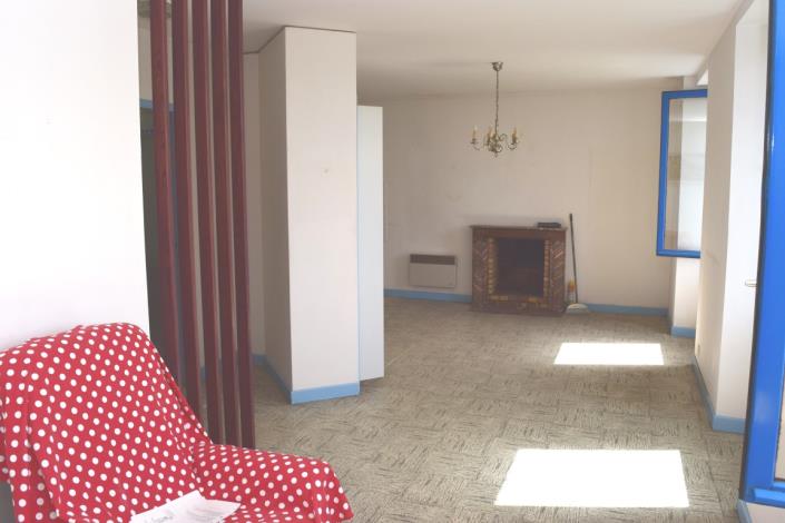 Image No.10-1 Bed House for sale