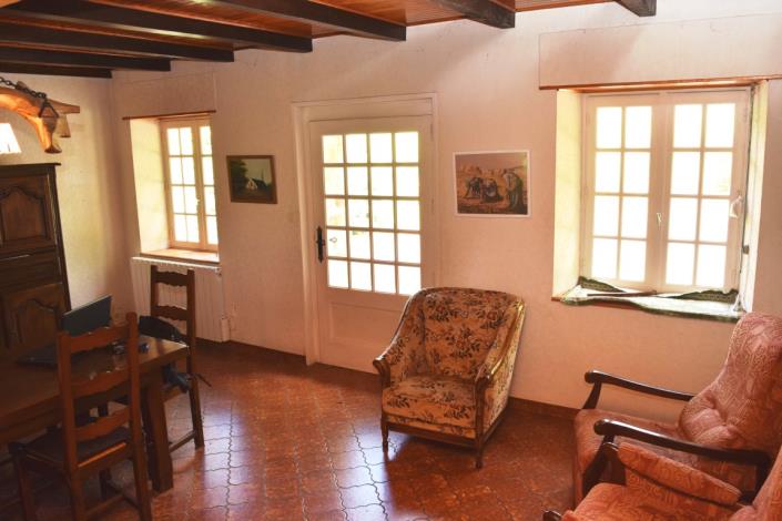 Image No.8-3 Bed House for sale