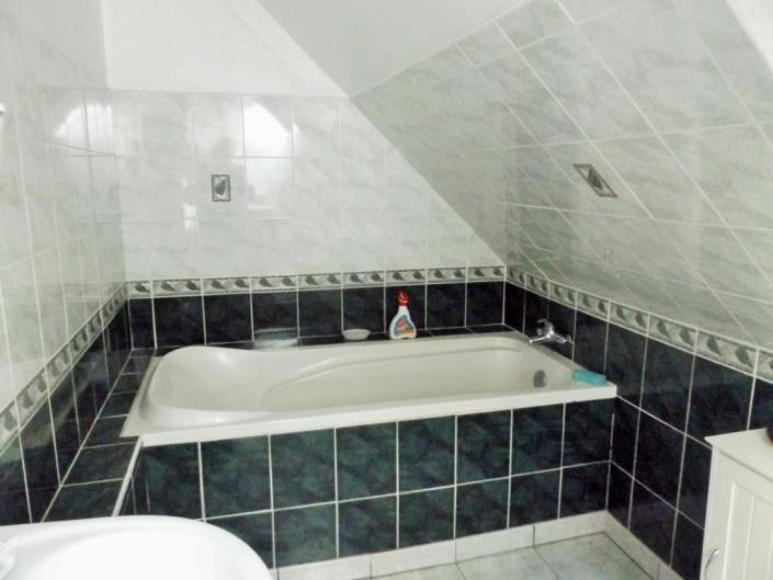 Image No.20-Maison de 4 chambres à vendre à Plougonver