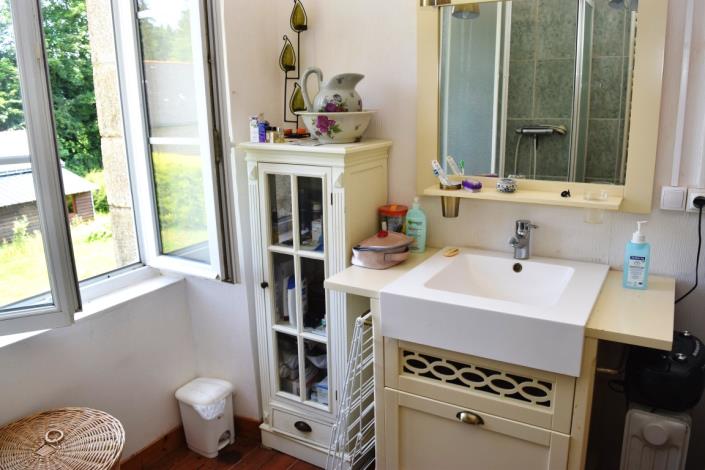 Image No.11-4 Bed House for sale