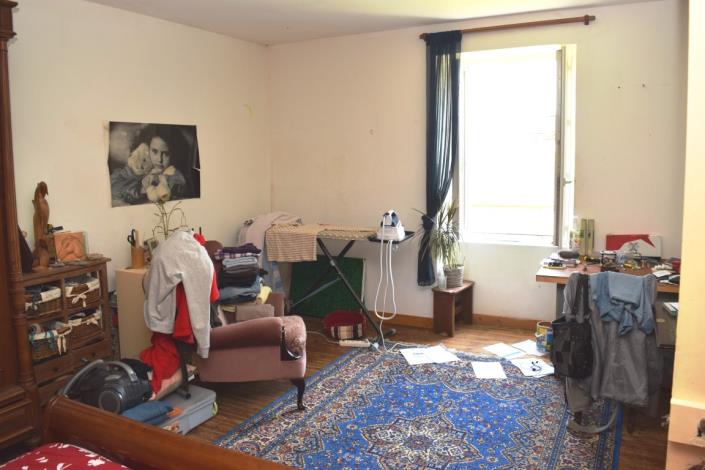 Image No.9-4 Bed House for sale