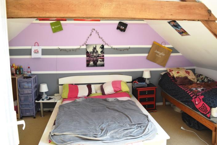 Image No.12-7 Bed House for sale