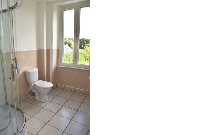 Image No.9-7 Bed House for sale