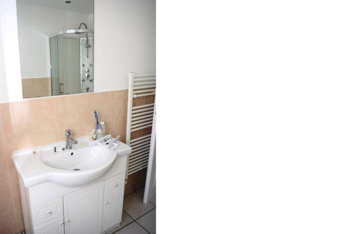 Image No.10-7 Bed House for sale