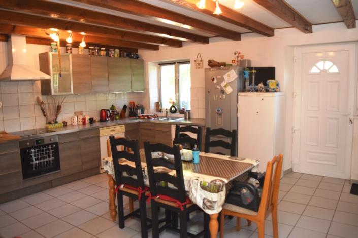 Image No.18-7 Bed House for sale