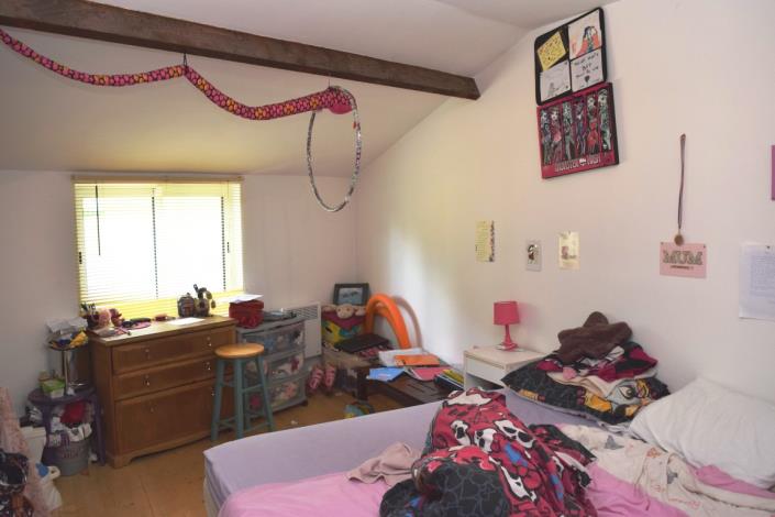 Image No.23-7 Bed House for sale