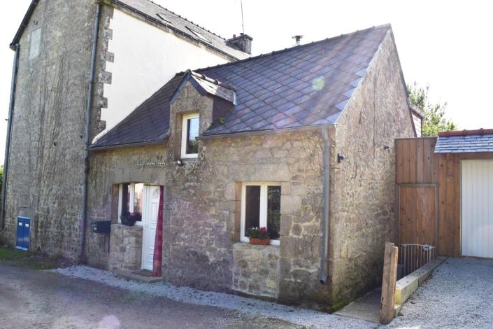 Image No.16-7 Bed House for sale