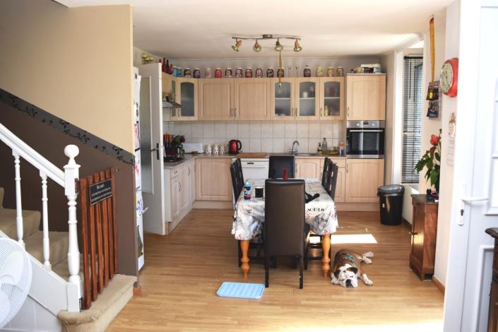 Image No.6-7 Bed House for sale