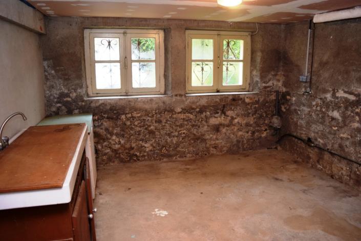 Image No.16-4 Bed House for sale