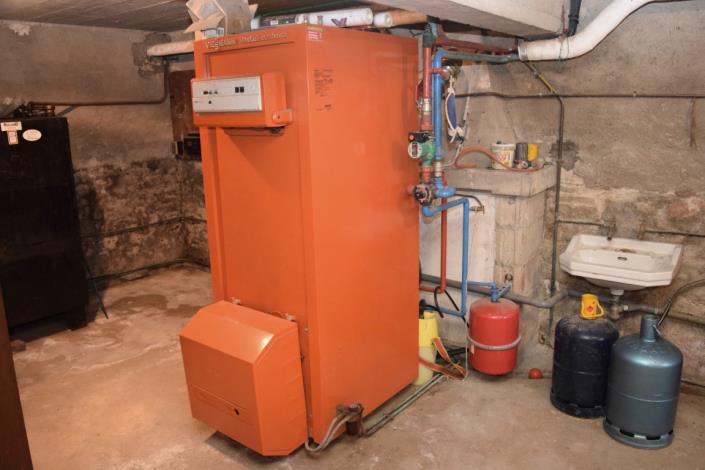 Image No.17-4 Bed House for sale