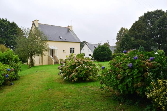 Image No.2-4 Bed House for sale