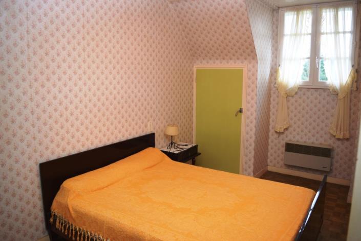 Image No.9-4 Bed House for sale