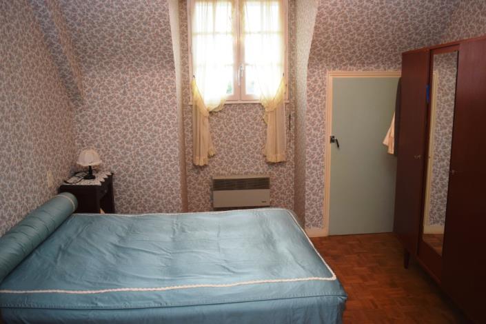 Image No.11-4 Bed House for sale