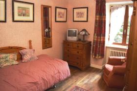 Image No.8-3 Bed House for sale