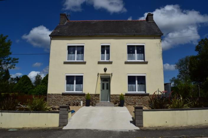 Image No.1-Maison de 3 chambres à vendre à Callac