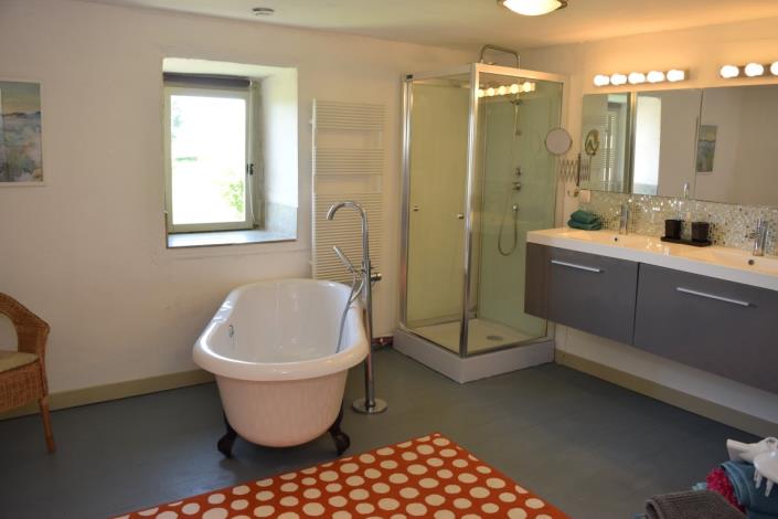 Image No.27-4 Bed House for sale