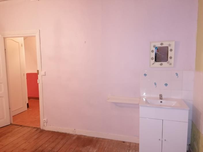 Image No.16-Maison de 4 chambres à vendre à Maël-Carhaix