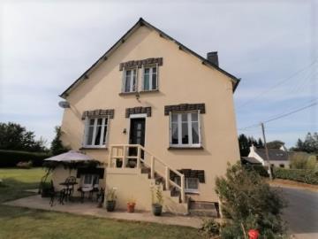 Maison de 4 chambres à vendre à Maël-Carhaix