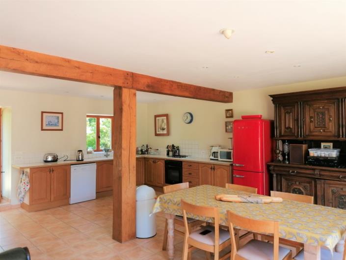 Image No.4-8 Bed House for sale