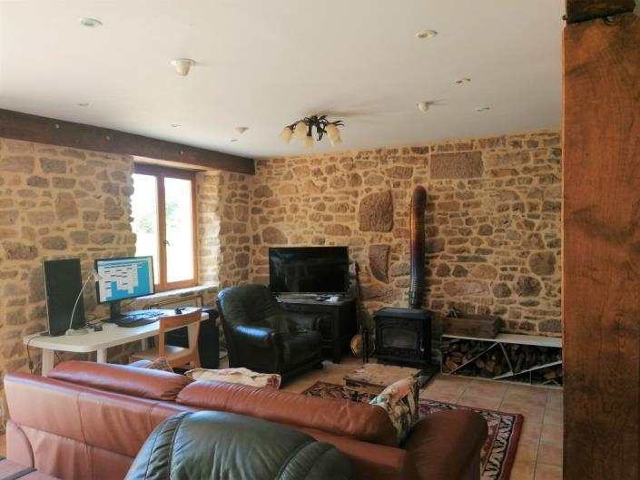 Image No.6-8 Bed House for sale