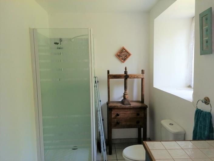 Image No.18-8 Bed House for sale