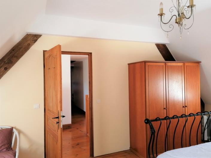 Image No.23-8 Bed House for sale