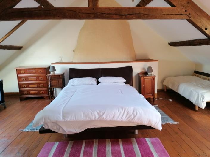 Image No.26-8 Bed House for sale