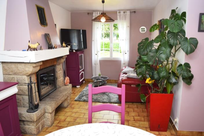 Image No.10-3 Bed House for sale