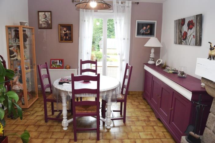 Image No.11-3 Bed House for sale