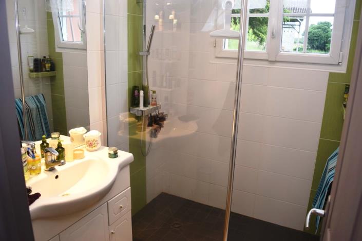 Image No.14-3 Bed House for sale