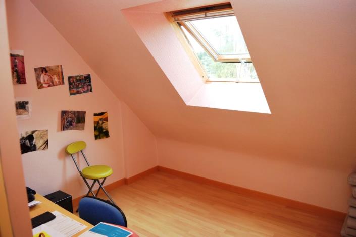 Image No.19-3 Bed House for sale