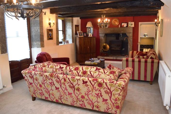 Image No.12-4 Bed House for sale