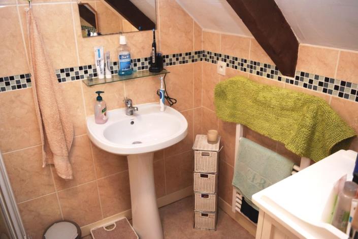 Image No.19-2 Bed House for sale