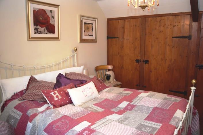 Image No.15-2 Bed House for sale