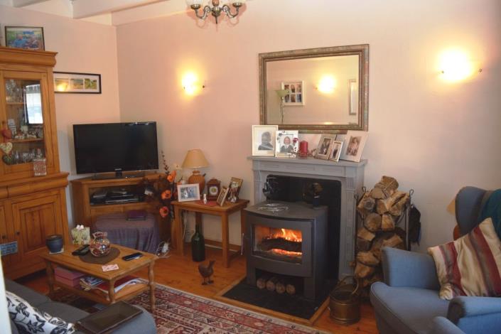 Image No.9-2 Bed House for sale