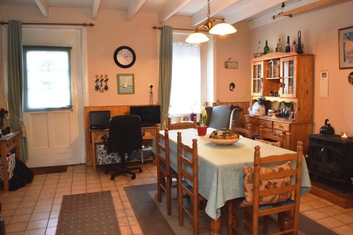 Image No.5-2 Bed House for sale