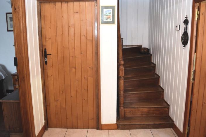 Image No.8-2 Bed House for sale