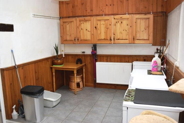 Image No.15-2 Bed House for sale