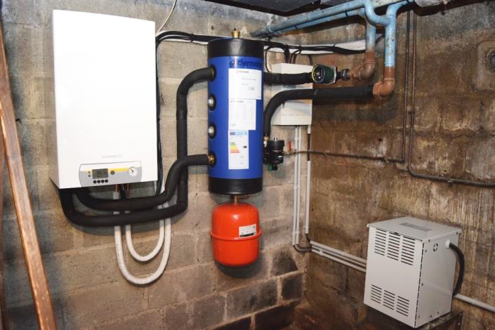 Image No.12-2 Bed House for sale