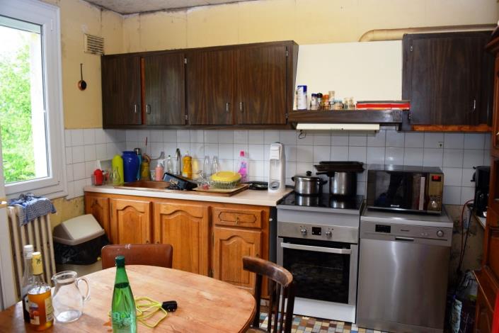 Image No.5-2 Bed House for sale