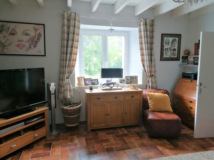 Image No.7-2 Bed House for sale