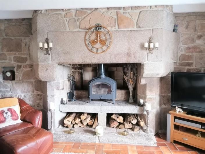 Image No.6-2 Bed House for sale