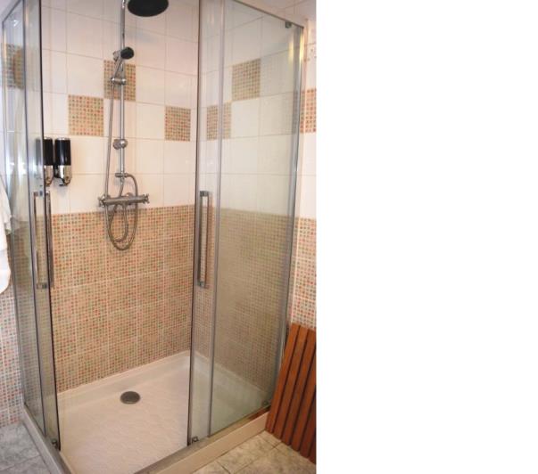 Image No.11-2 Bed House for sale